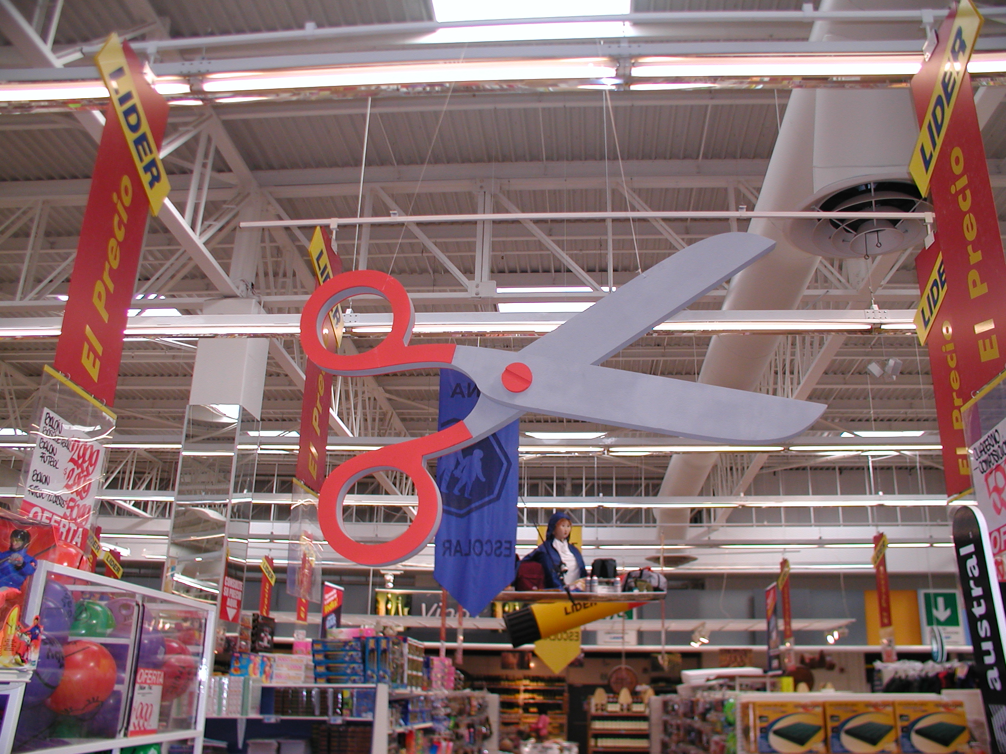 Tijeras gigantes Lider